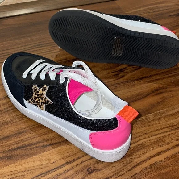 Steve Madden sneakers - Picture 2 of 7